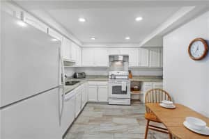 5100 N Ocean Blvd APT 1008, Lauderdale-By-The-Sea, FL 33308, Sold 08/05/22