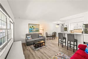 5208 NE 24th Terrace f 204, Fort Lauderdale, FL 33308, Sold 07/15/22