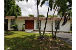 7806 NW 67th Ave, Tamarac, FL 33321 Sold 02/20/23