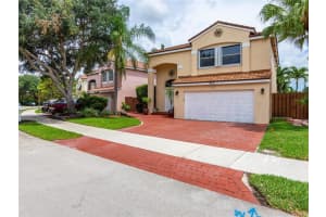 8431 SW 44th Pl, Davie, FL 33328, Sold 06/29/22