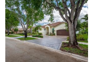 845 Bayside Ln, Weston, FL 33326, Sold 07/18/22