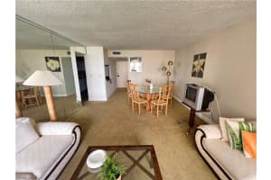 1440 Brickell Bay Drive, Miami, FL 33131 - MLS#F10332907