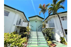 18706 NE 18th Ave APT 206, Miami, FL 33179, Sold 07/15/22