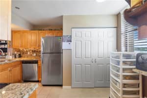 115 Lake Emerald Dr APT 404, Oakland Park, FL 33309, Sold 09/09/22