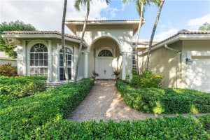 10587 NW 69th St, Parkland, FL 33076, Sold 08/15/22