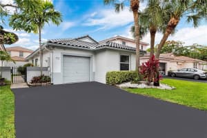 172 NW 75th Way, Plantation, FL 33317, Sold 07/11/22