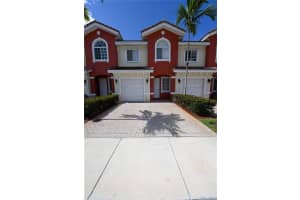 5365 SW 40th Ave, Fort Lauderdale, FL 33314, Sold 07/13/22