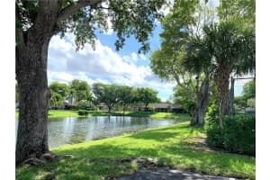 4940 E Lakes Dr, Pompano Beach, FL 33064, Sold 06/30/22