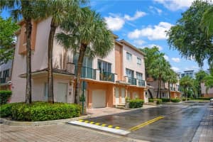 2107 SE 10th Ave APT 817, Fort Lauderdale, FL 33316, Sold 07/27/22