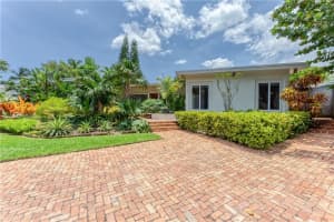 2112 SE 19th St, Pompano Beach, FL 33062, Sold 07/12/22