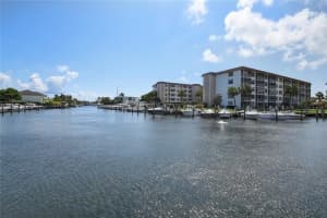 930 Dogwood Dr APT 357, Delray Beach, FL 33483, Sold 08/15/22