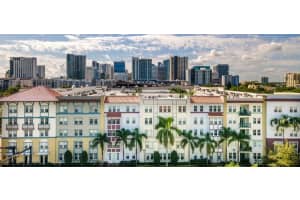 533 NE 3rd Ave APT 402, Fort Lauderdale, FL 33301, Sold 07/15/22