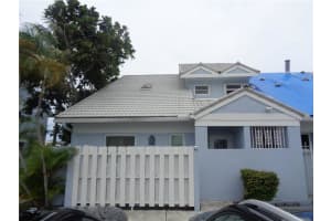 380 SE 2nd Ave   H1, Deerfield Beach, FL 33441 Sold 10/01/22