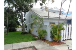 380 SE 2nd Ave   H1, Deerfield Beach, FL 33441 Sold 10/01/22