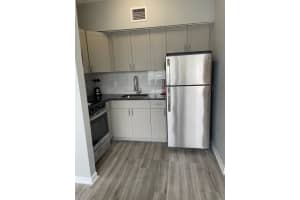 1320 Drexel Ave APT 305, Miami Beach, FL 33139, Sold 07/20/22
