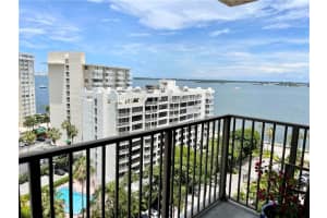1450 Brickell Bay Dr APT 1214, Miami, FL 33131, Sold 08/08/22