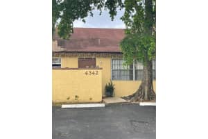 4342 NW 5th Ave, Pompano Beach, FL 33064, Sold 10/17/22