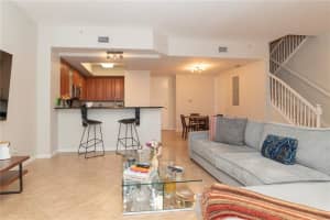 2625 NE 14th Ave APT 104, Oakland Park, FL 33334, Sold 08/25/22