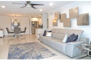 6243 Bay Club Dr APT 4, Fort Lauderdale, FL 33308, Sold 07/28/22