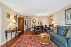 1800 N Andrews Ave #2f, Fort Lauderdale, FL 33311, Sold 07/14/22