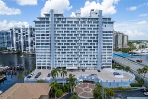 2800 Sunrise Blvd, Fort Lauderdale, FL 33304, Sold 10/14/22