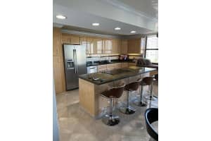 936 Intracoastal Dr, Fort Lauderdale, FL 33304, Sold 09/15/22