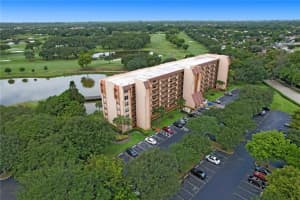 3001 W Rolling Hills Cir APT 501, Davie, FL 33328, Sold 06/30/22