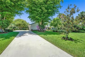 3725 Cypress Edge Dr, Lake Worth, FL 33467, Sold 07/11/22