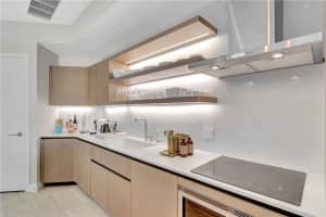 525 N Fort Lauderdale Beach Blvd #1405, Fort Lauderdale, FL 33304, Sold 11/01/23
