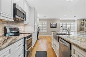2271 NE 68th St APT 2003, Fort Lauderdale, FL 33308, Sold 08/01/22