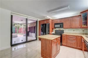 1790 SW 122nd Pl Apt 102-X, Miami, FL 33175, Sold 07/22/22