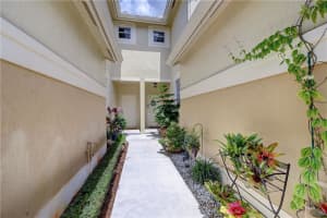 2320 Pasadena Way #2390, Weston, FL 33327, Sold 07/15/22