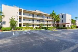 7920 NW 50th St APT 303, Lauderhill, FL 33351, Sold 07/25/22