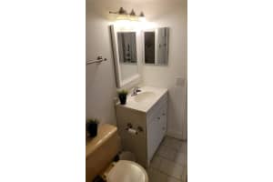 7920 NW 50th St APT 303, Lauderhill, FL 33351, Sold 07/25/22