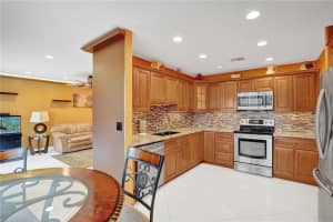 8520 NW 46th Dr, Coral Springs, FL 33067, Sold 07/19/22