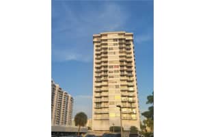 18031  Biscayne Blvd   304-S, Aventura, FL 33160 Sold 11/07/22