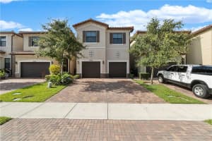 4608 NW 58th St, Tamarac, FL 33319, Sold 07/11/22