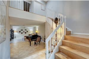 2080 Bayberry Dr, Pembroke Pines, FL 33024, Sold 07/12/22