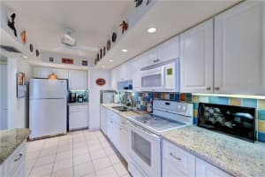 525 N Ocean Blvd, Pompano Beach, FL 33062, Sold 10/07/22