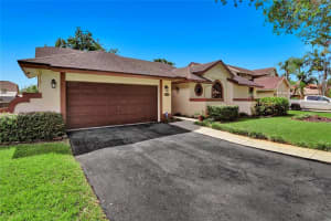 5514 SW 89th Ave, Cooper City, FL 33328, Sold 07/26/22