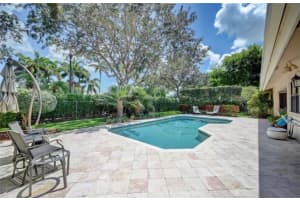 10301 SW 18th St, Davie, FL 33324, Sold 07/21/22