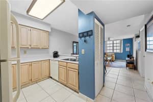 1280 S Alhambra Cir APT 1107, Coral Gables, FL 33146, Sold 07/08/22