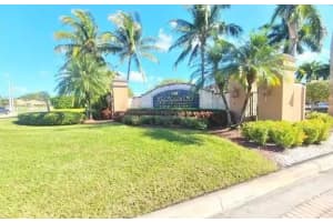 7920 N Nob Hill Rd, Tamarac, FL 33321, Sold 07/27/22