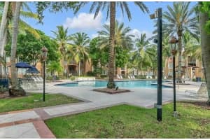 7920 N Nob Hill Rd, Tamarac, FL 33321, Sold 07/27/22