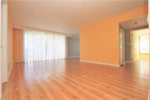 5951 Wellesley Park Dr APT 402, Boca Raton, FL 33433, Sold 07/29/22