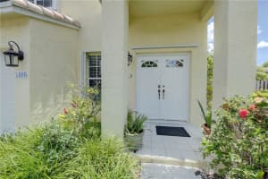 5986 SW 112th Ln, Cooper City, FL 33330, Sold 08/22/22