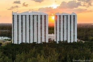 15051 Royal Oaks Ln APT 1901, North Miami, FL 33181, Sold 08/19/22