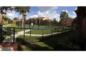 7940 N Nob Hill Rd APT 104, Tamarac, FL 33321, Sold 07/29/22