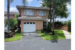 3239 NW 44th St APT 6, Oakland Park, FL 33309, Sold 08/17/22