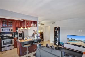 1551 N 12th Ct 7 b, Hollywood, FL 33019, Sold 08/16/22
